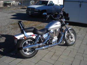 2007HondaVT1100CSilver.JPG